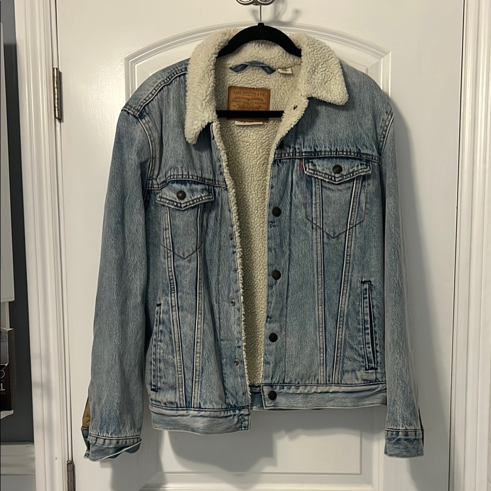 Levi's Light Blue premium Denim Shearling lined trucker Jacket